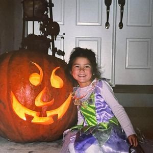 Meet your Posher, Carolyn